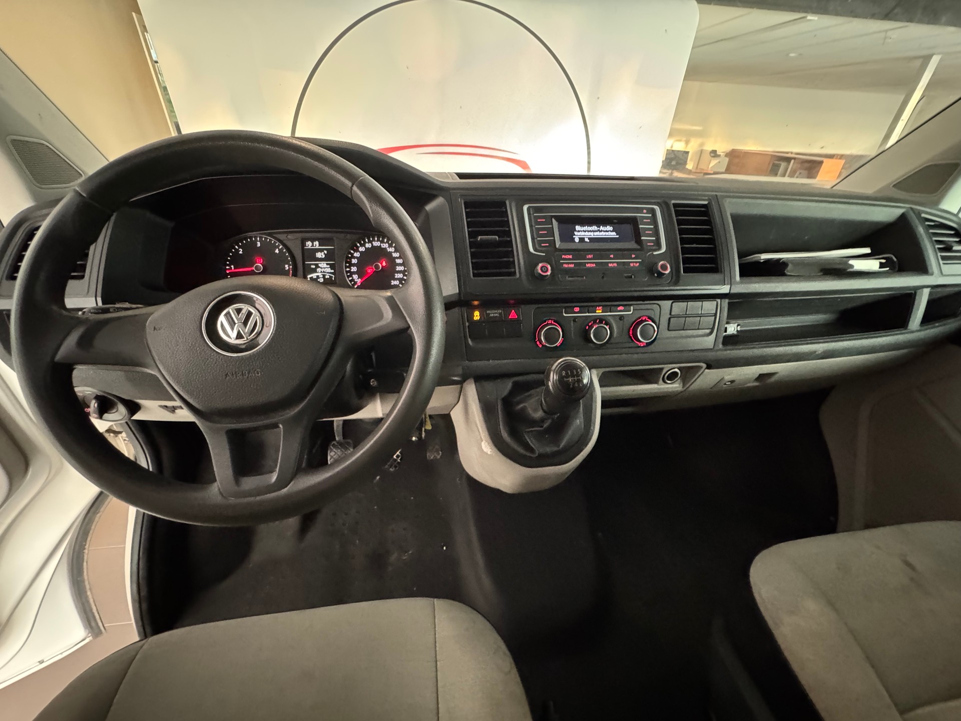 VW T6 2.0 TDI-image-23