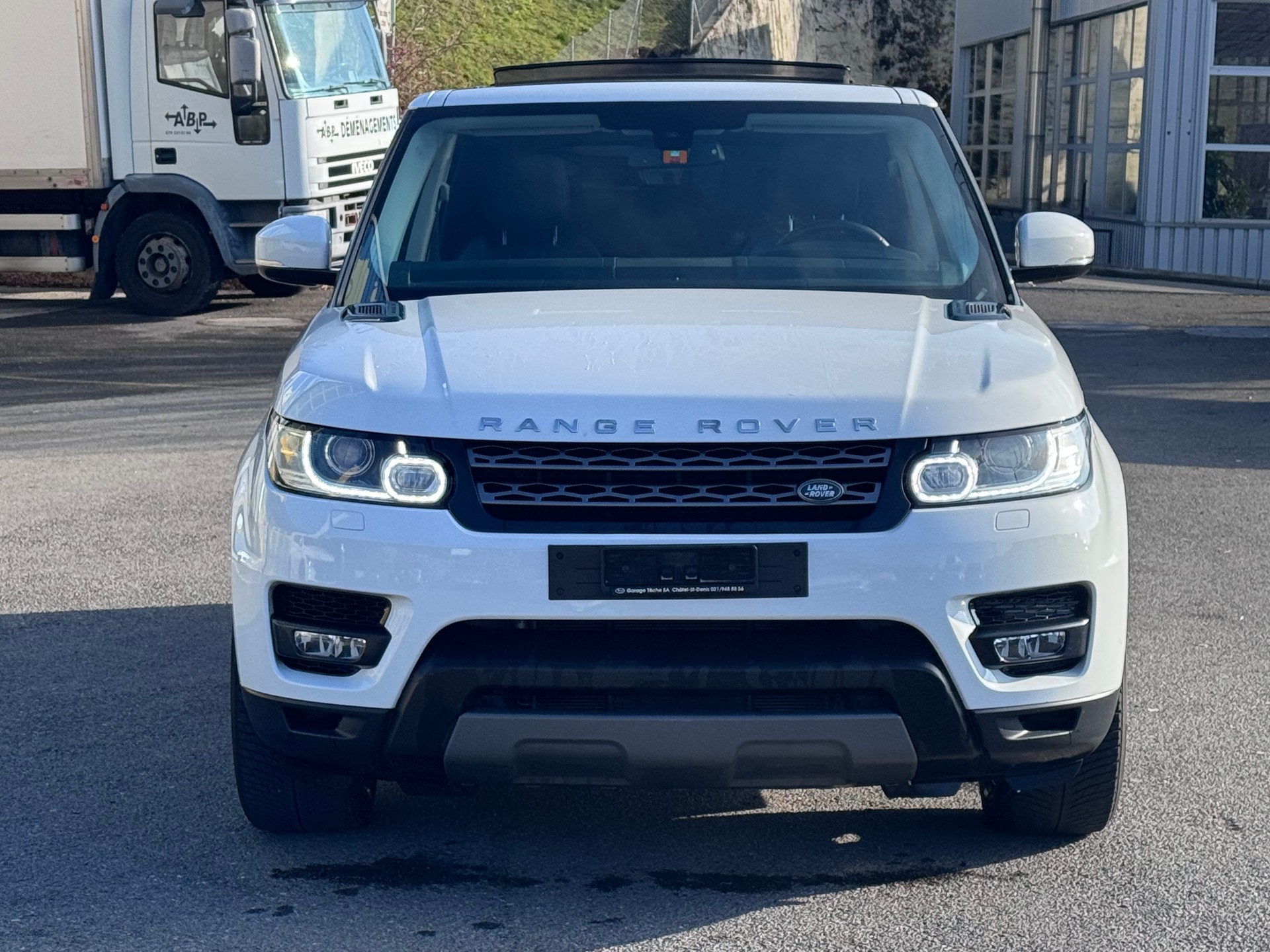 LAND ROVER Range Rover Sport 3.0 SDV6 HSE Dynamic Automatic-image-4