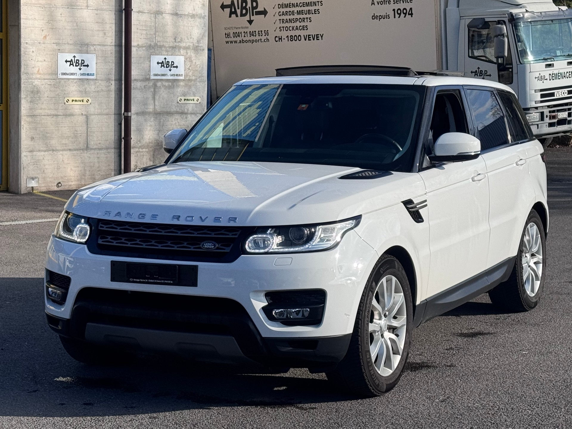 LAND ROVER Range Rover Sport 3.0 SDV6 HSE Dynamic Automatic-image-0