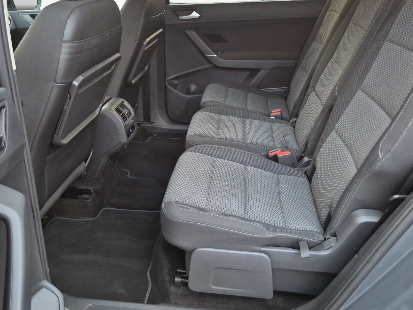 VW Touran 1.5 TSI EVO Comfortline United DSG-image-11