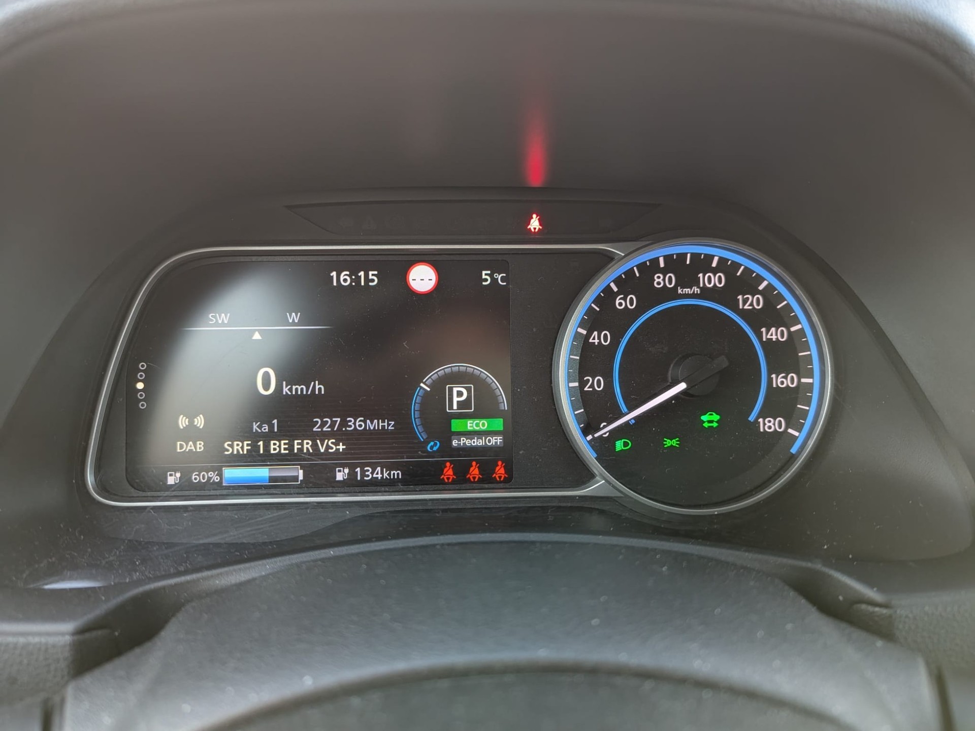 NISSAN Leaf N-Connecta (incl. battery)-image-11
