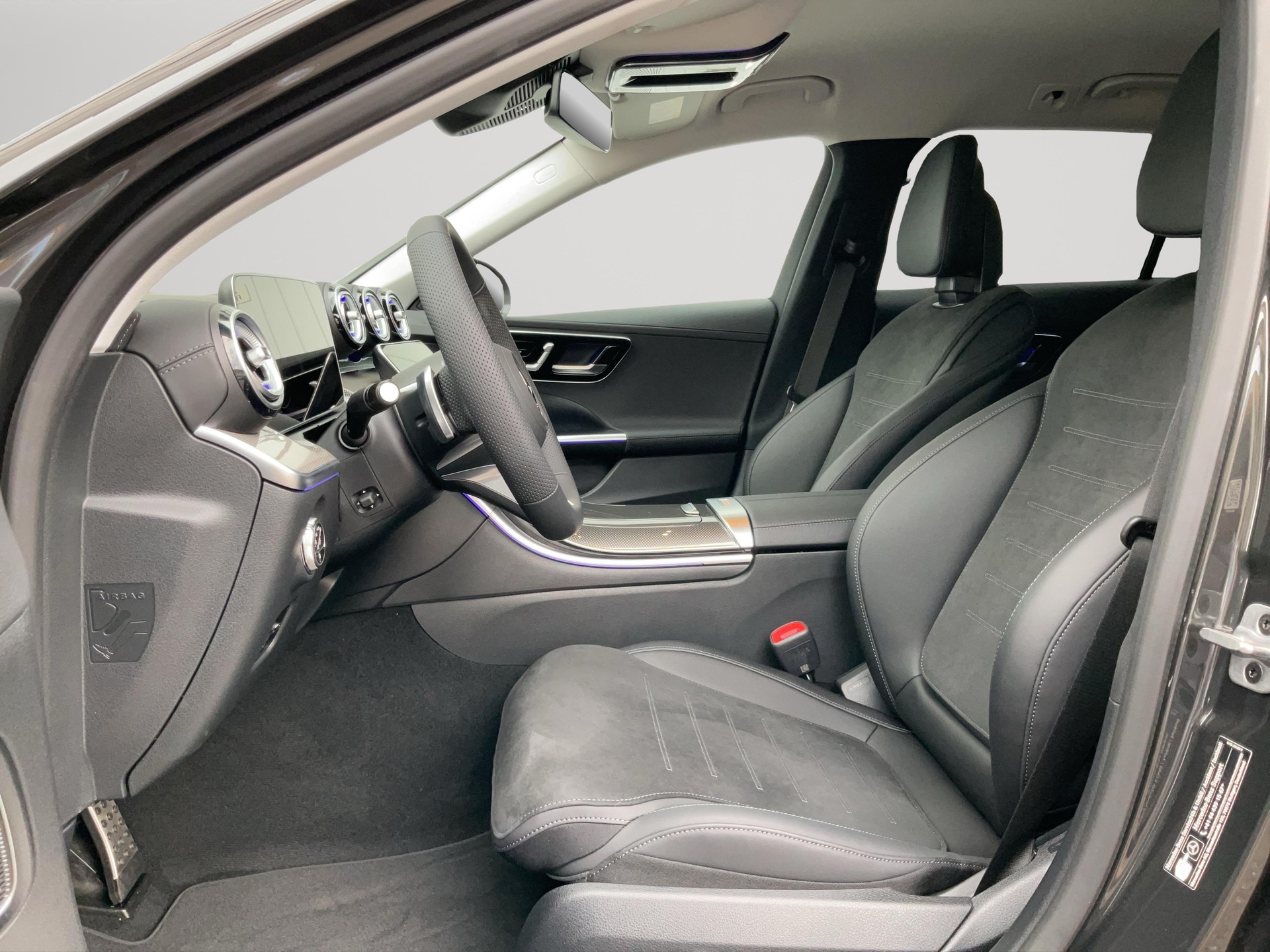 MERCEDES-BENZ C 220 d 4MATIC T-Modell Swiss Star AMG Line-image-4