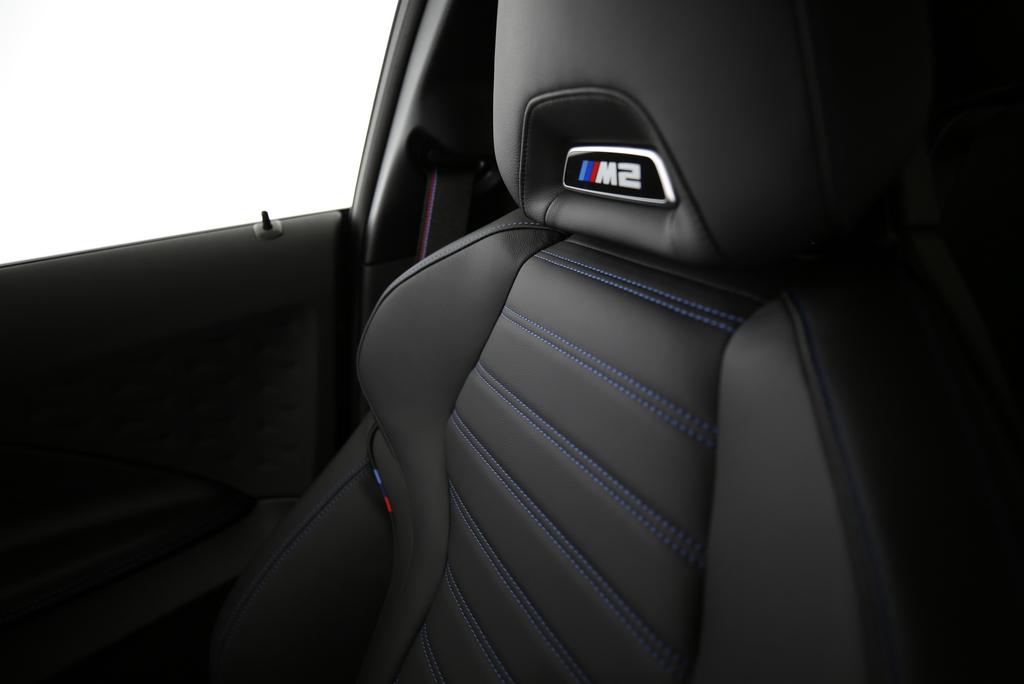 BMW M2 Coupé-image-8