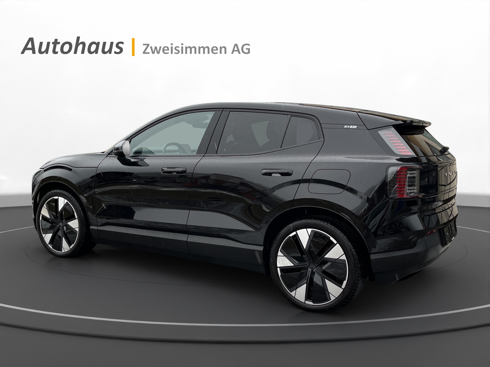 VOLVO EX30 E60 69kWh Twin Ultra-showroom-element-2