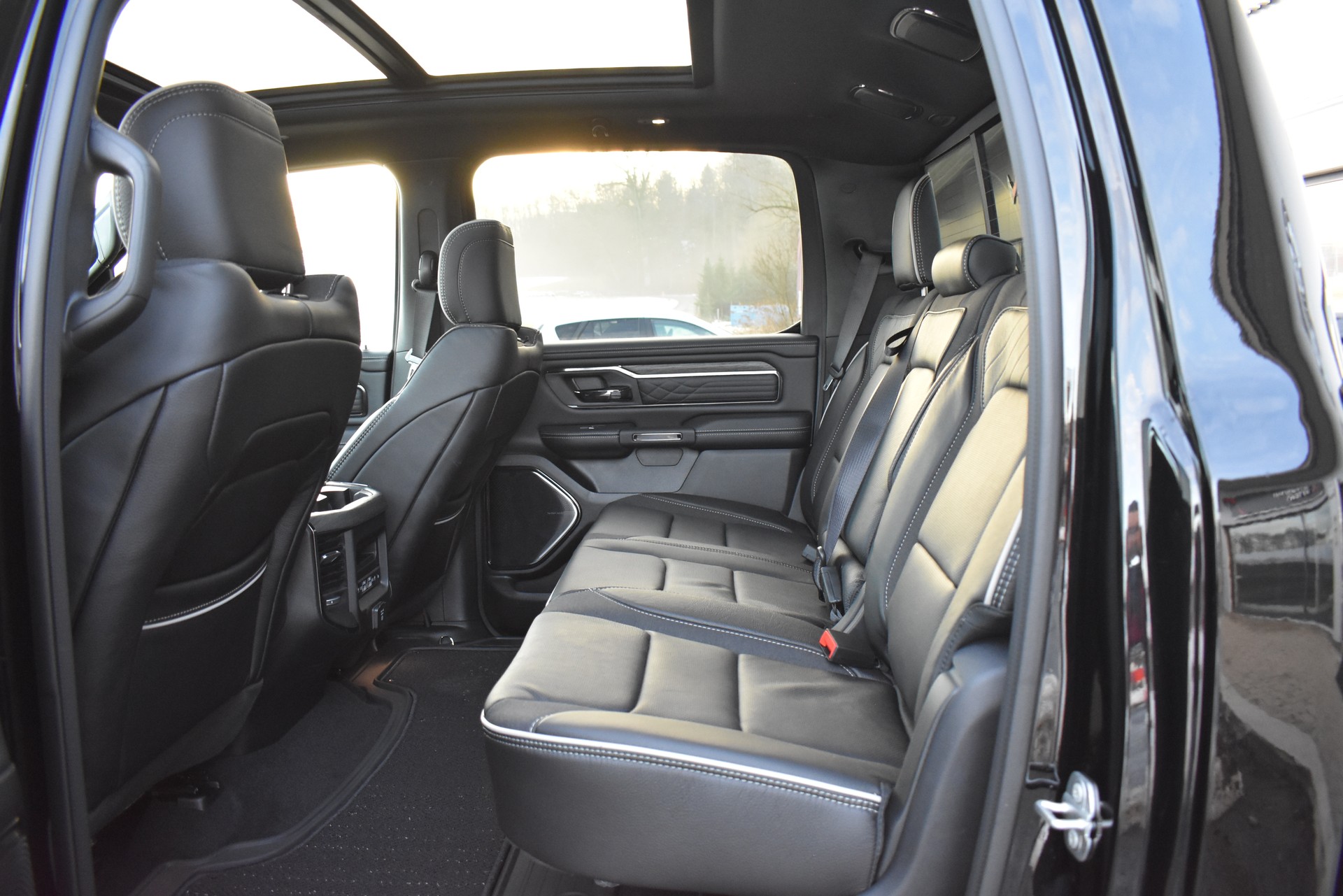 DODGE Ram 1500 Limited Night Edition Hurrican 540 PS-image-11