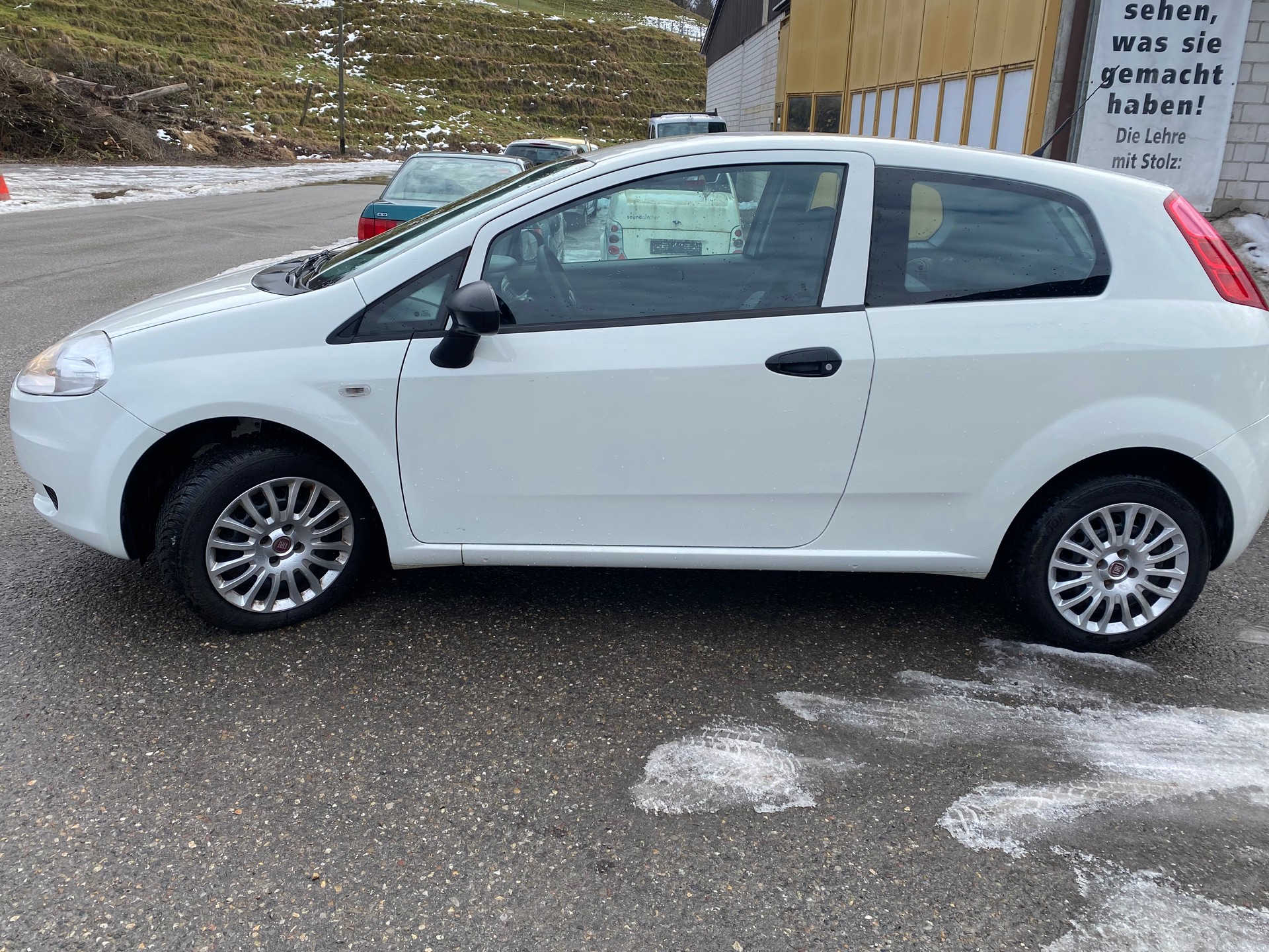 FIAT Punto 1.2 Pop-image-1