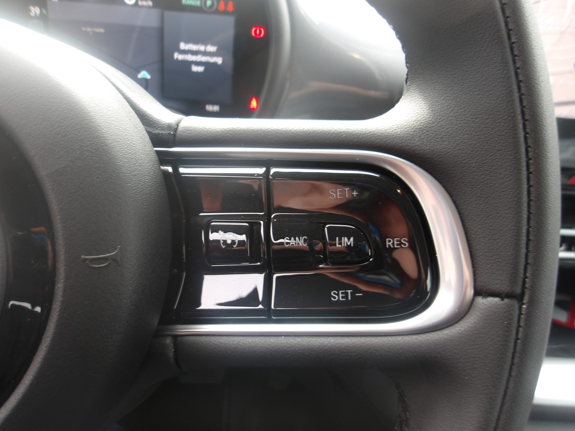 FIAT 500 3+1 electric 87 kW Icon-image-12