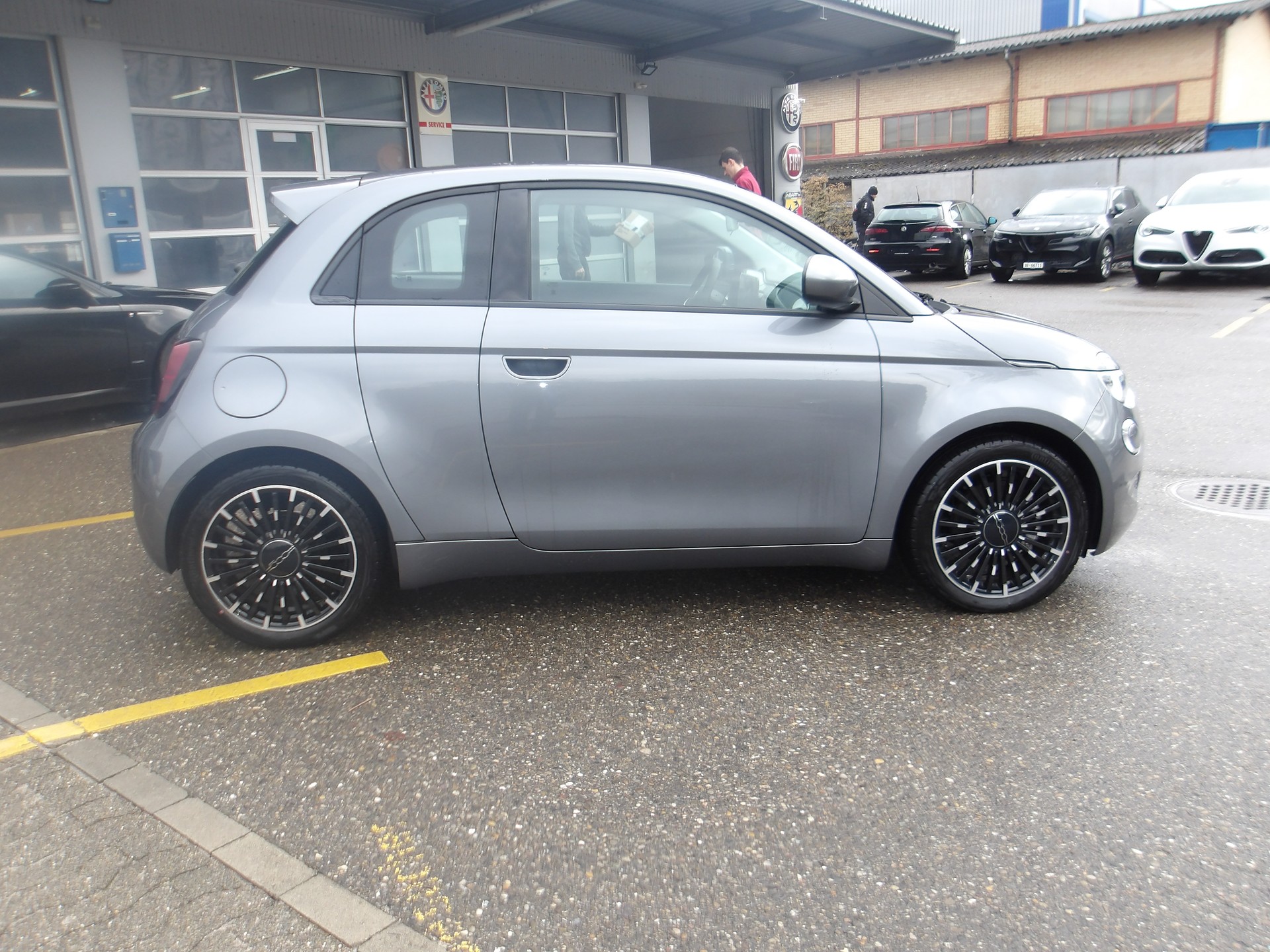 FIAT 500 3+1 electric 87 kW Icon-image-6