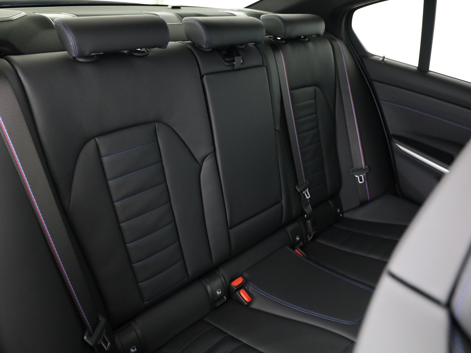 BMW 320d xDrive SAG-image-15