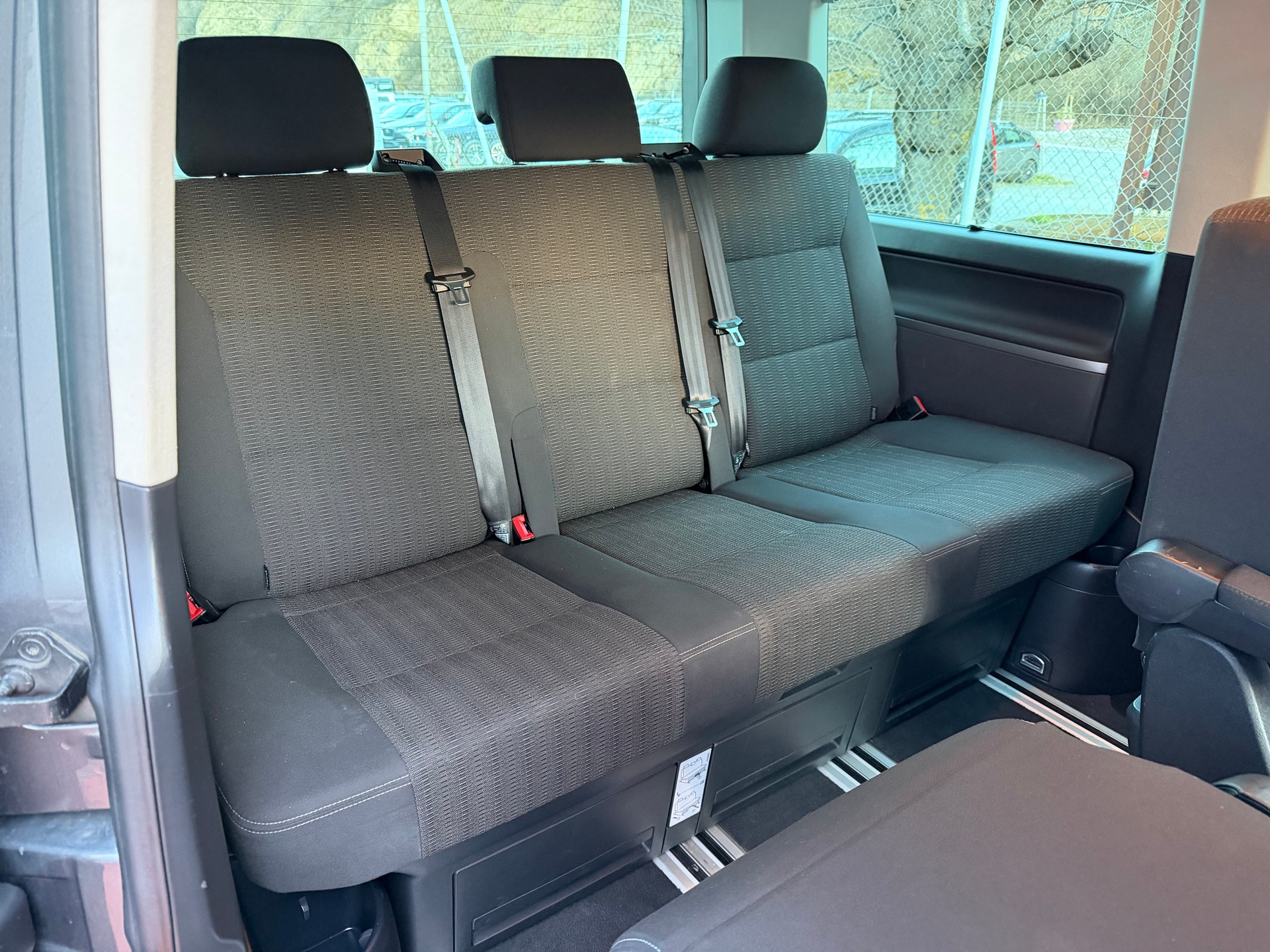 VW T6 Multivan 2.0 Bi-TDI Comfortline 4Motion-image-12