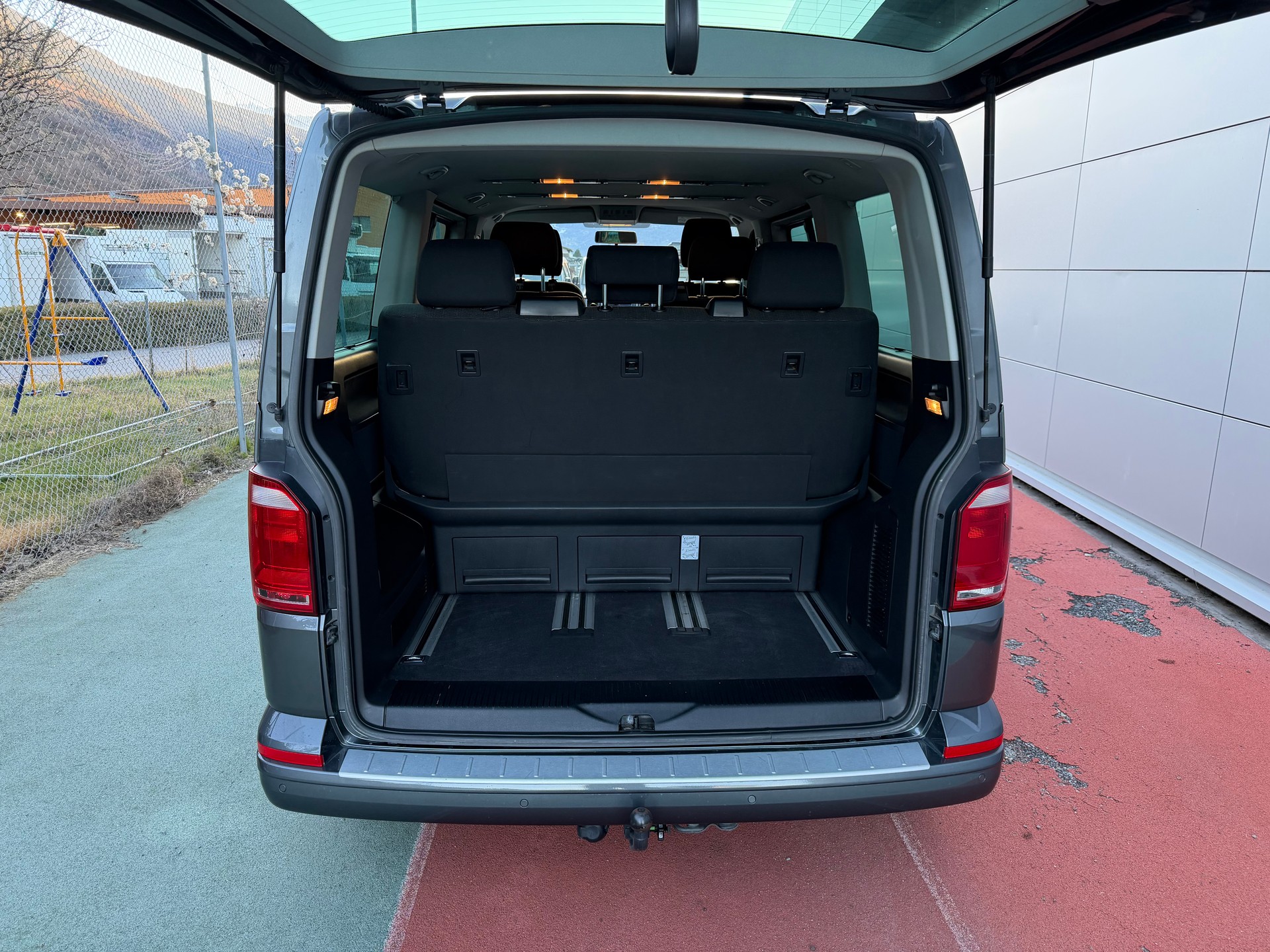 VW T6 Multivan 2.0 Bi-TDI Comfortline 4Motion-image-13