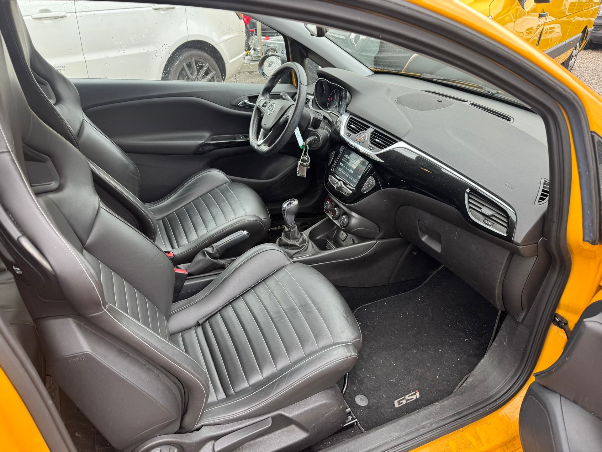 OPEL Corsa 1.4 Turbo GSi-image-10