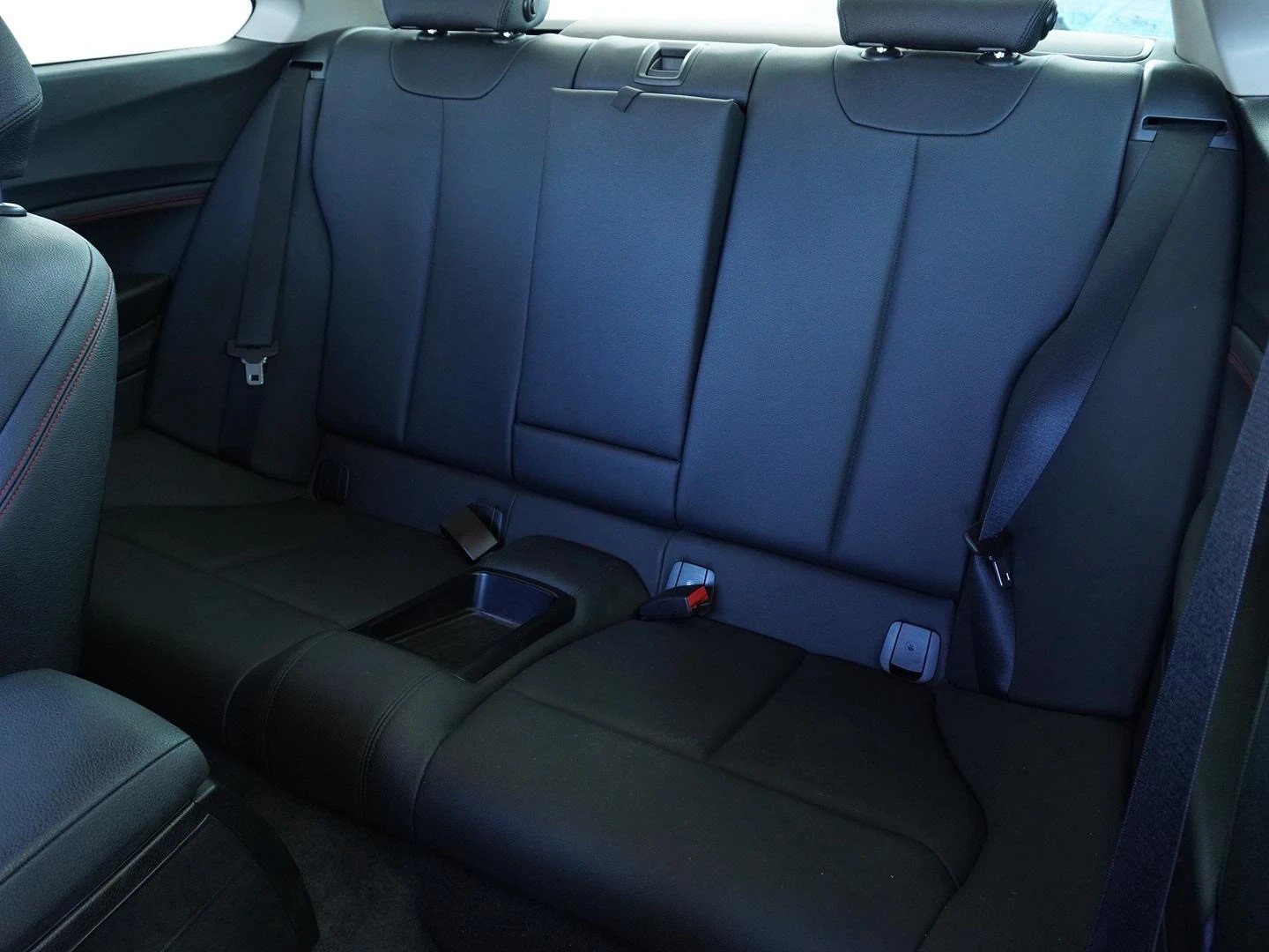 BMW 220d Sport Line-image-4