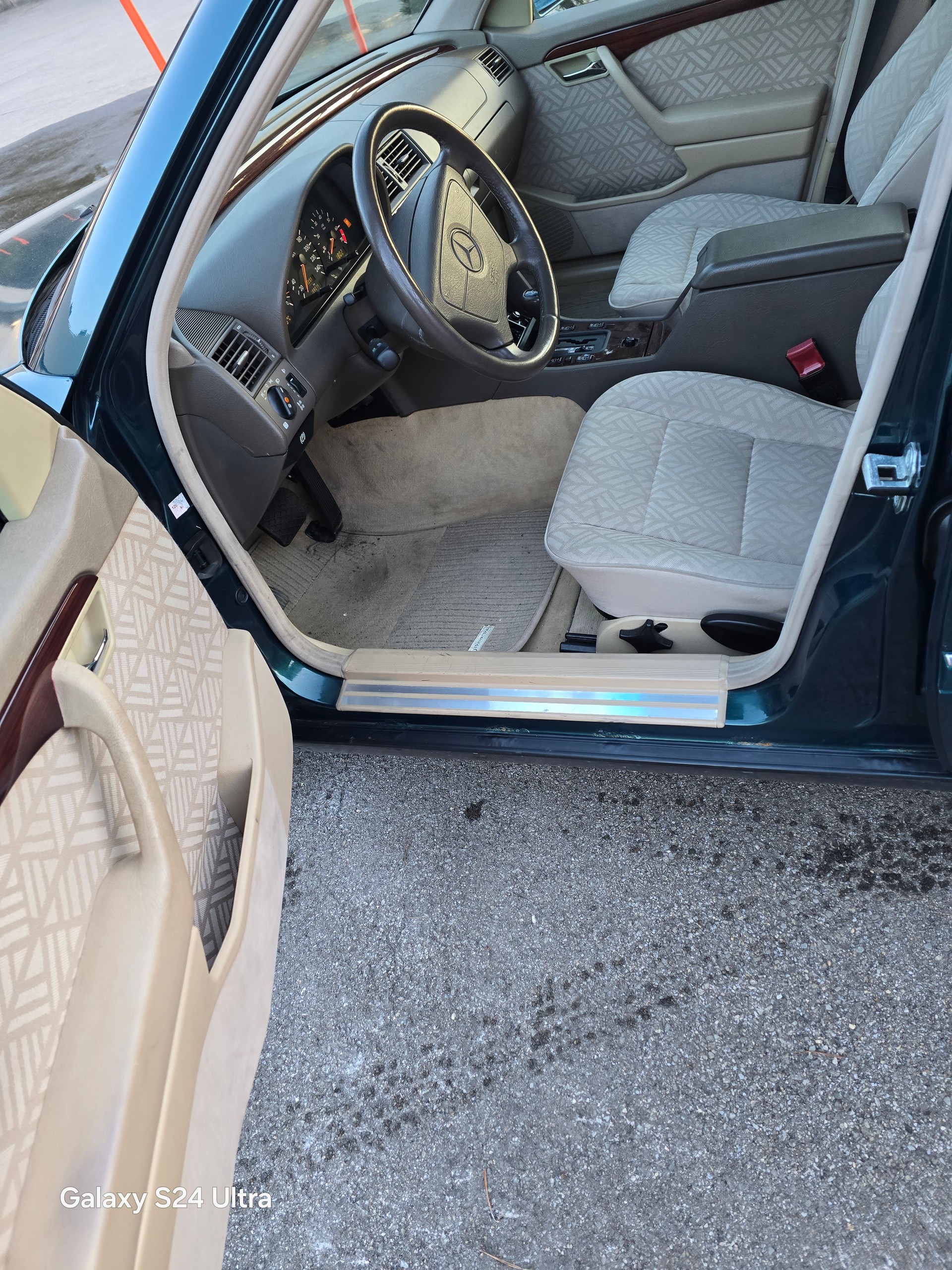 MERCEDES-BENZ C 220 Elégance-image-10