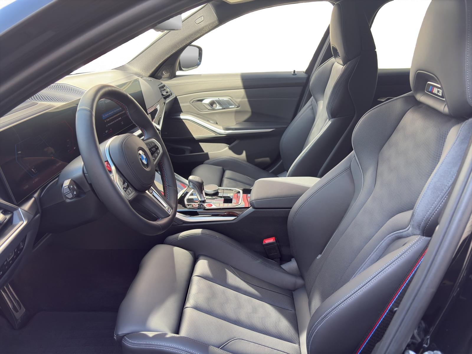BMW M3 Competition xDrive-image-9