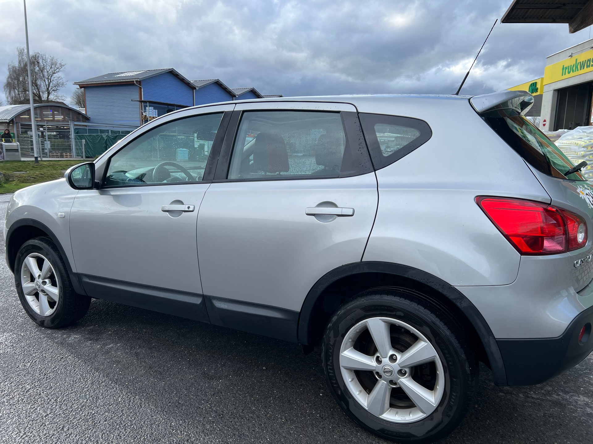 NISSAN Qashqai 2.0 4WD acenta-image-3