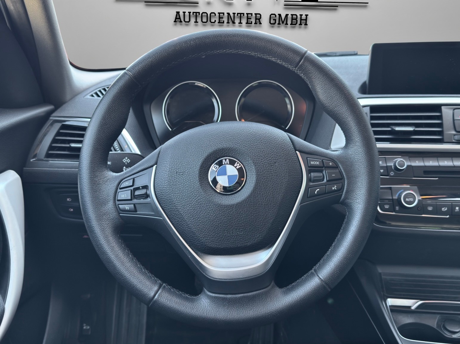 BMW 120d xDrive Steptronic-image-9