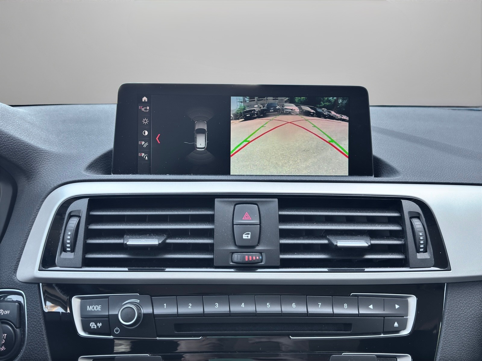 BMW 120d xDrive Steptronic-image-12