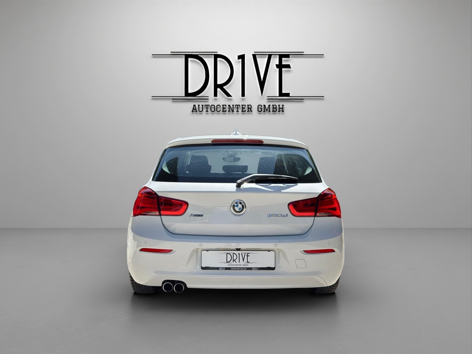BMW 120d xDrive Steptronic-image-5