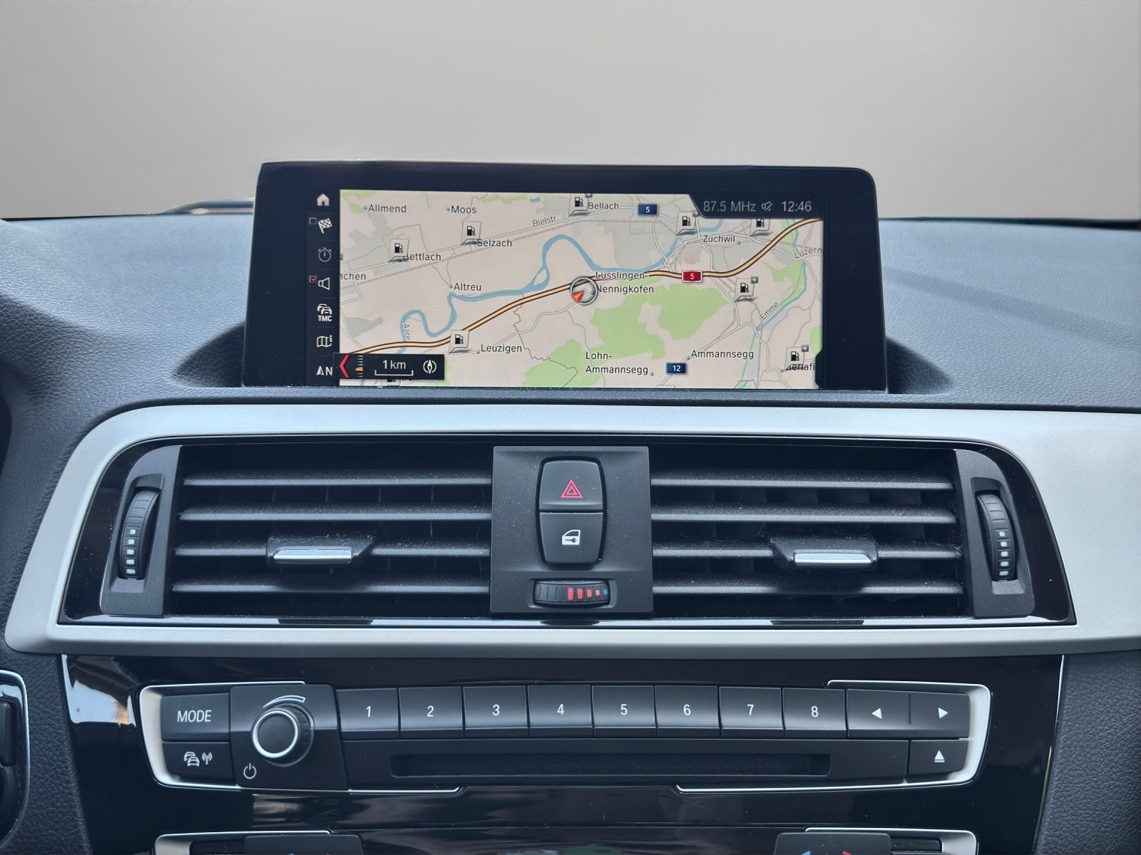 BMW 120d xDrive Steptronic-image-13