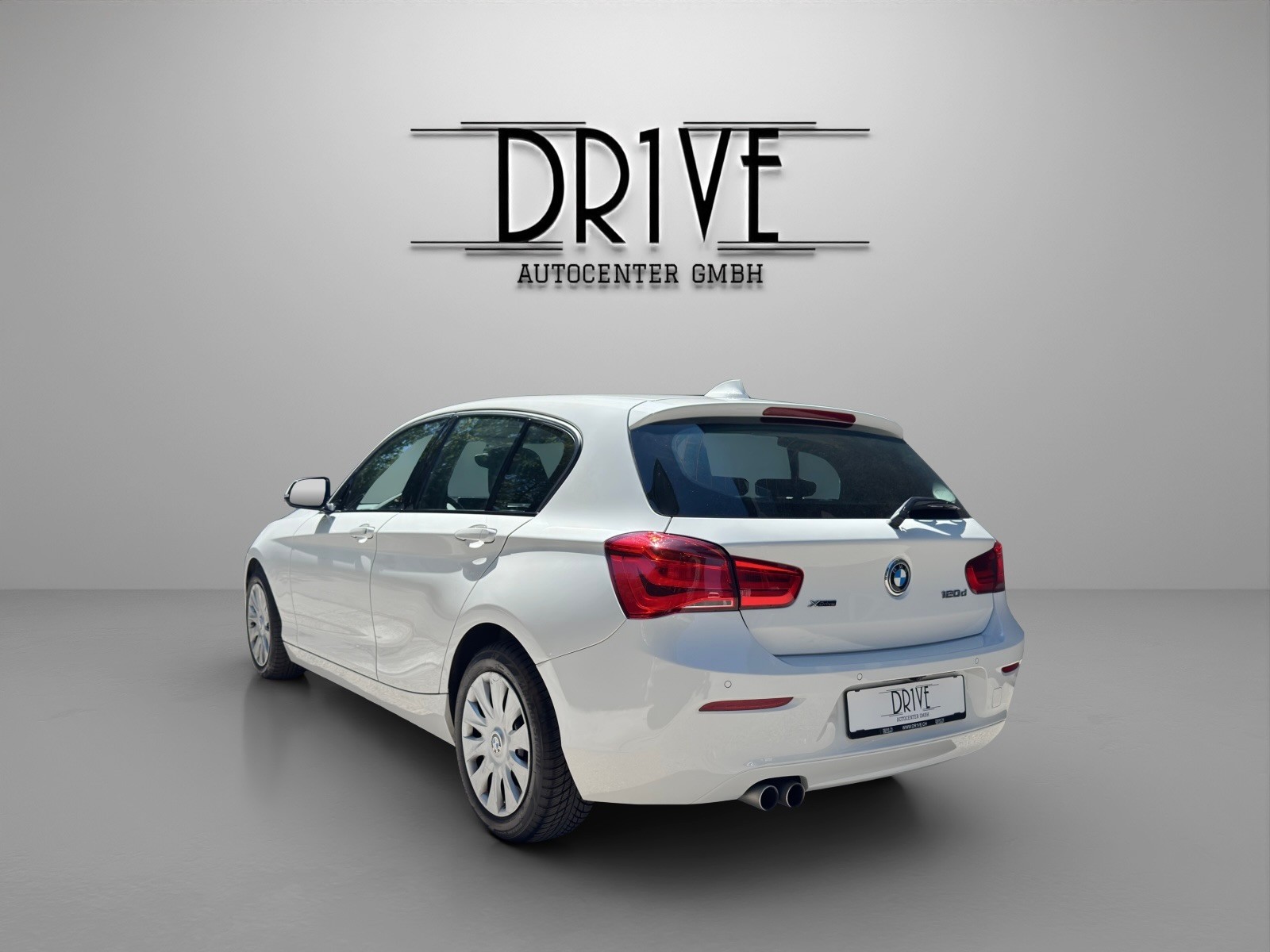 BMW 120d xDrive Steptronic-image-6