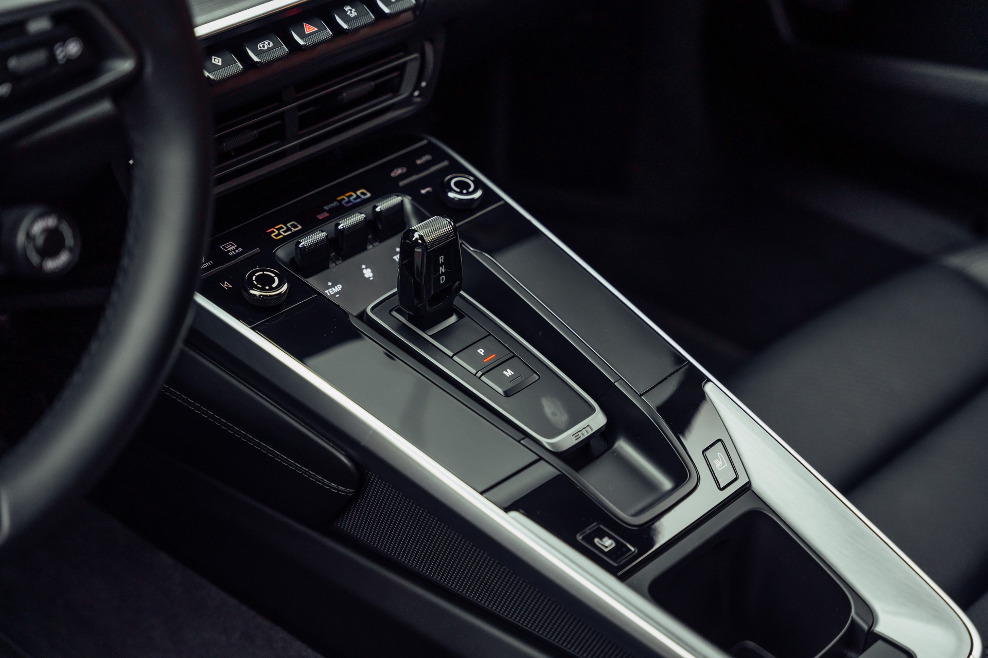 PORSCHE 911 Carrera 4S PDK-image-12