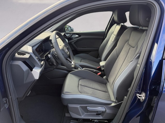 AUDI A1 Sportback 30 TFSI S Line Attraction S-tronic-image-9