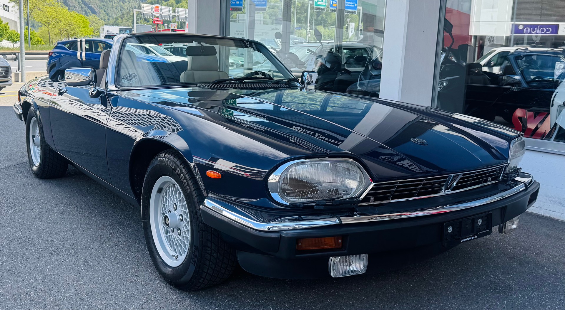JAGUAR XJS 5.3 V12 Convertible-image-0