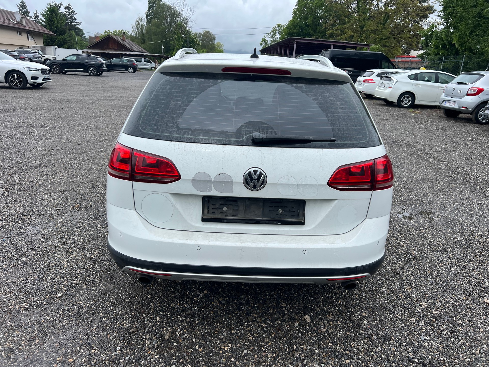 VW Golf 1.8 TSI Alltrack 4Motion-image-4