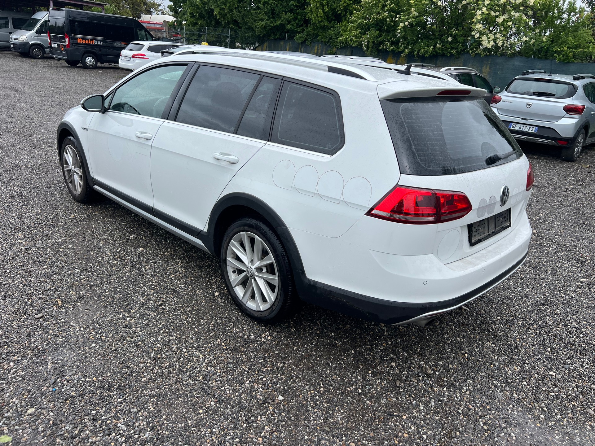 VW Golf 1.8 TSI Alltrack 4Motion-image-3