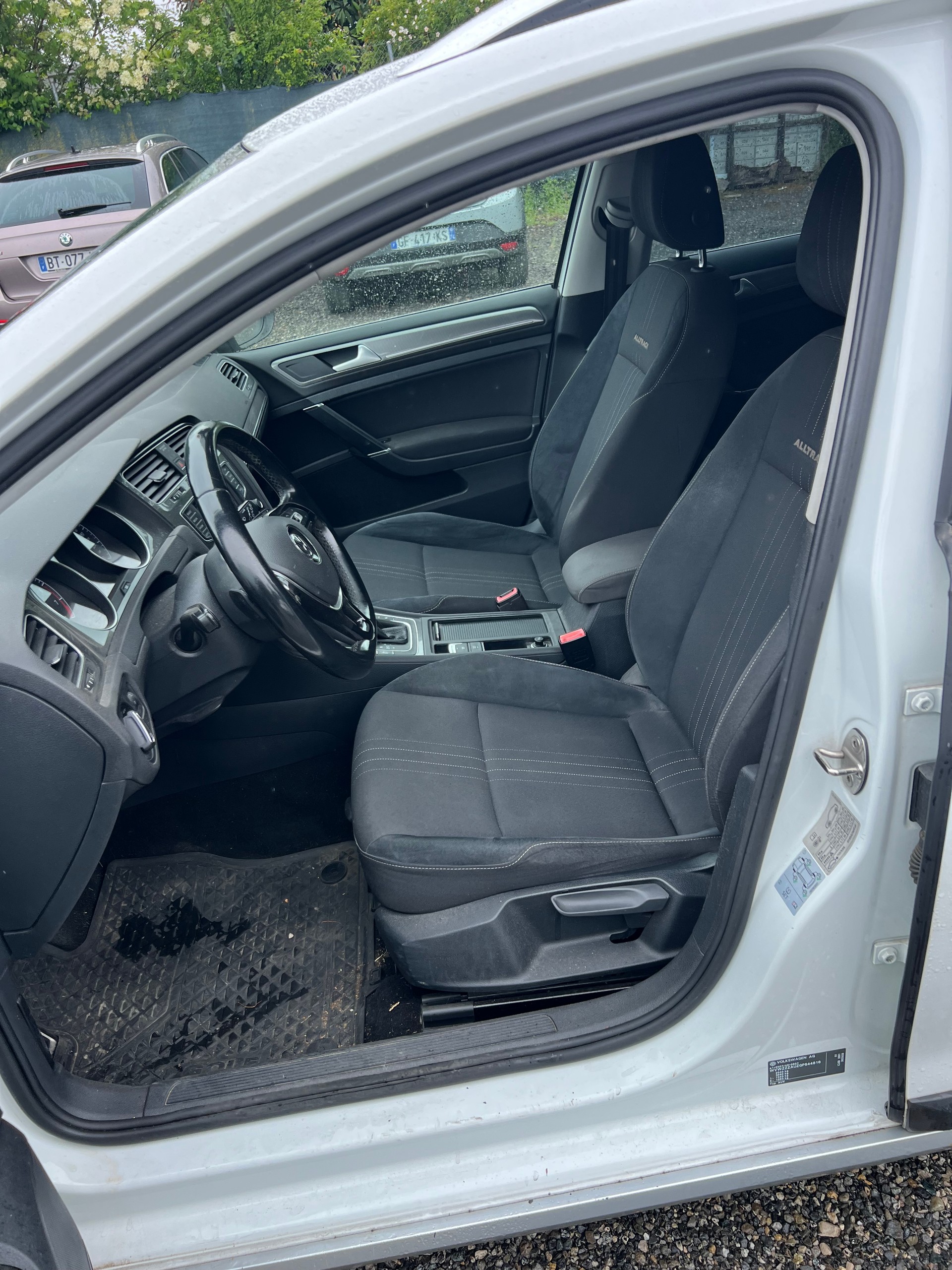 VW Golf 1.8 TSI Alltrack 4Motion-image-9