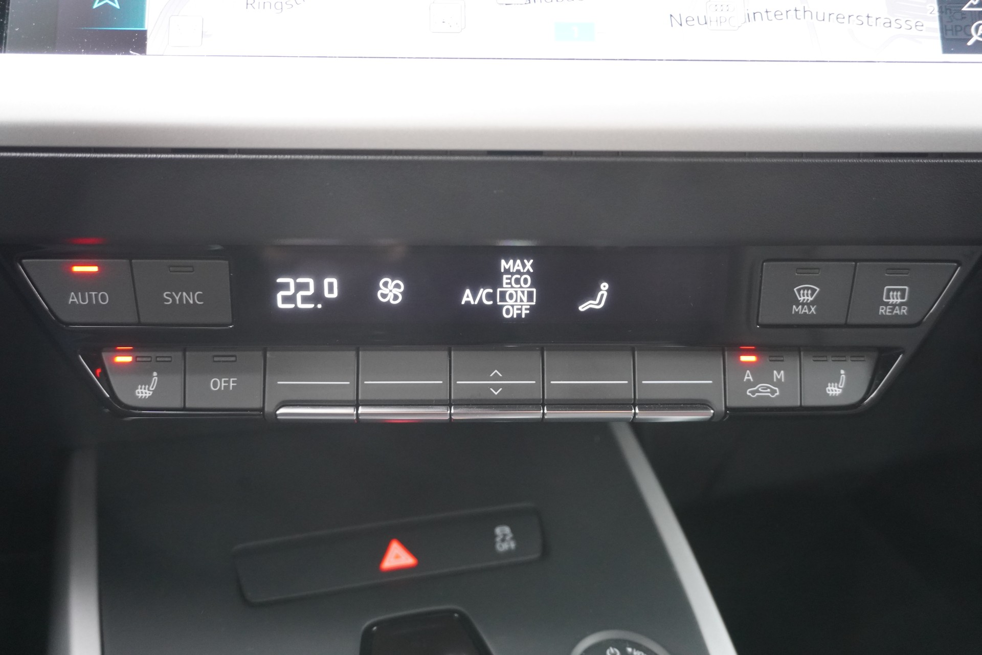 AUDI Q4 e-tron 45 quattro-image-19