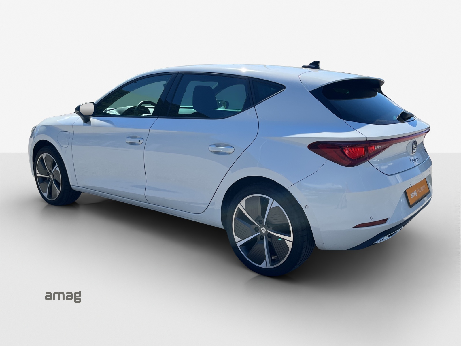 SEAT Leon 1.4 eHybrid pHEV DSG Hola FR-image-2