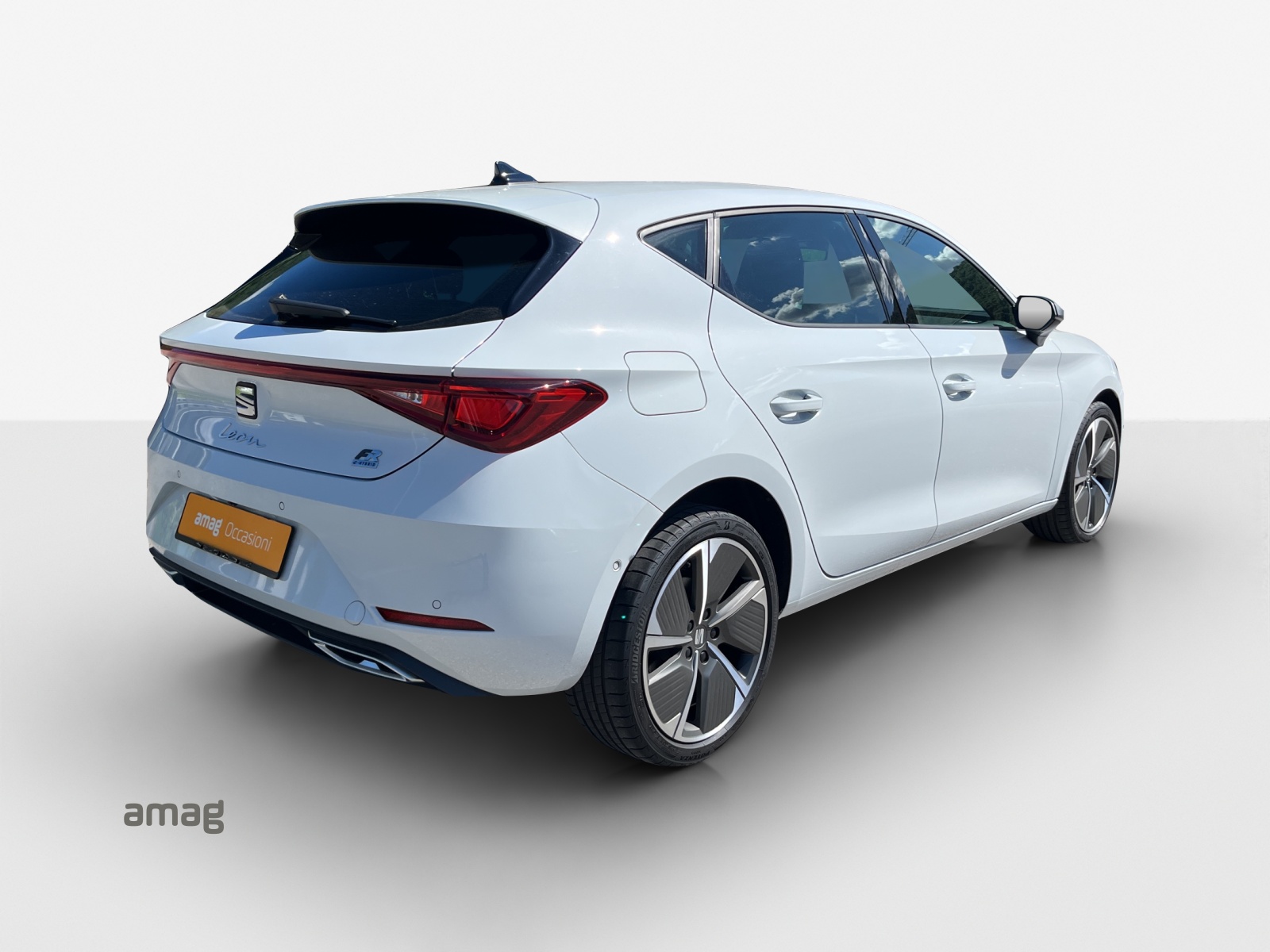 SEAT Leon 1.4 eHybrid pHEV DSG Hola FR-image-4
