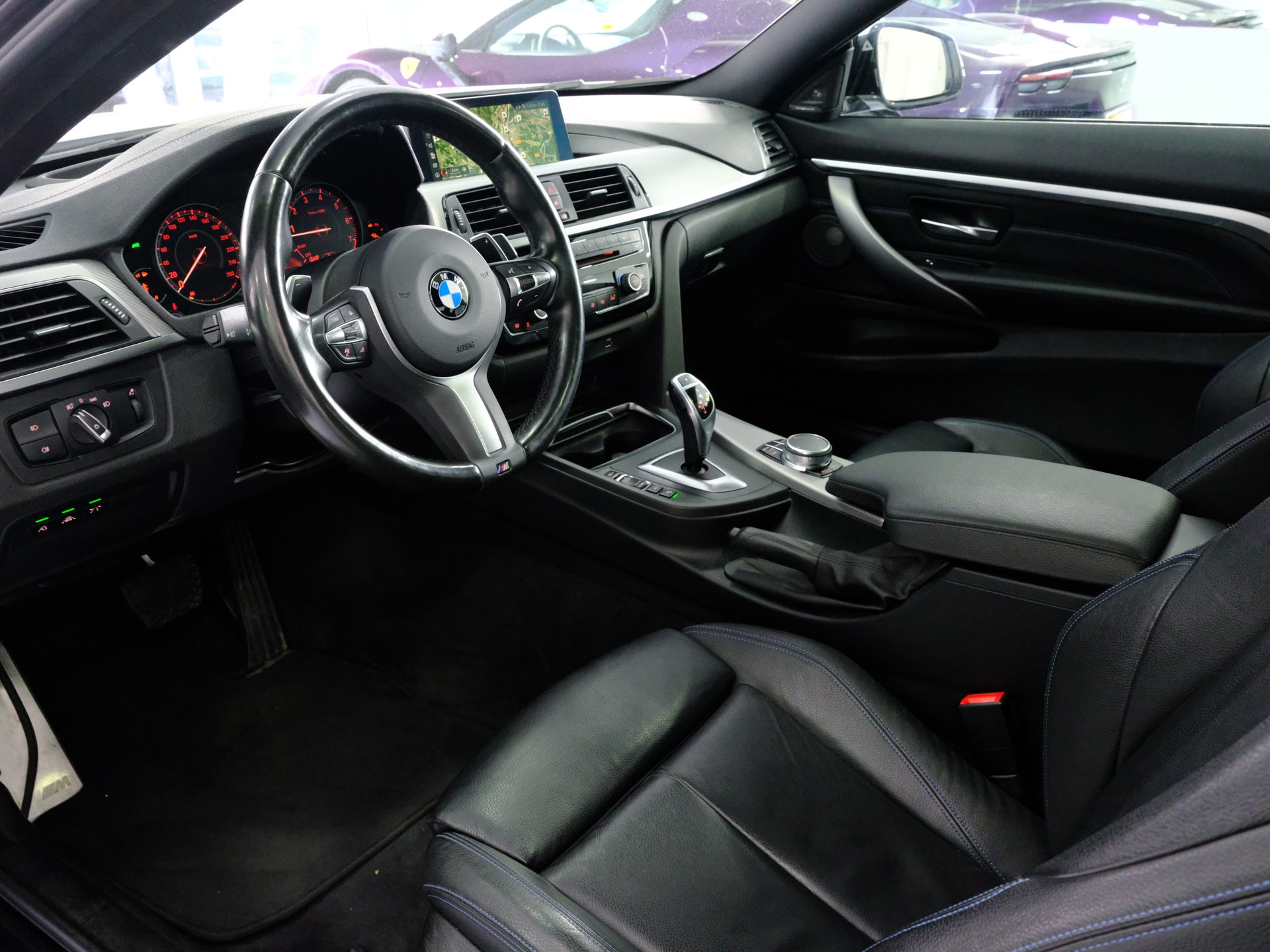 BMW 440i Coupé xDrive M Sport Steptronic-image-9