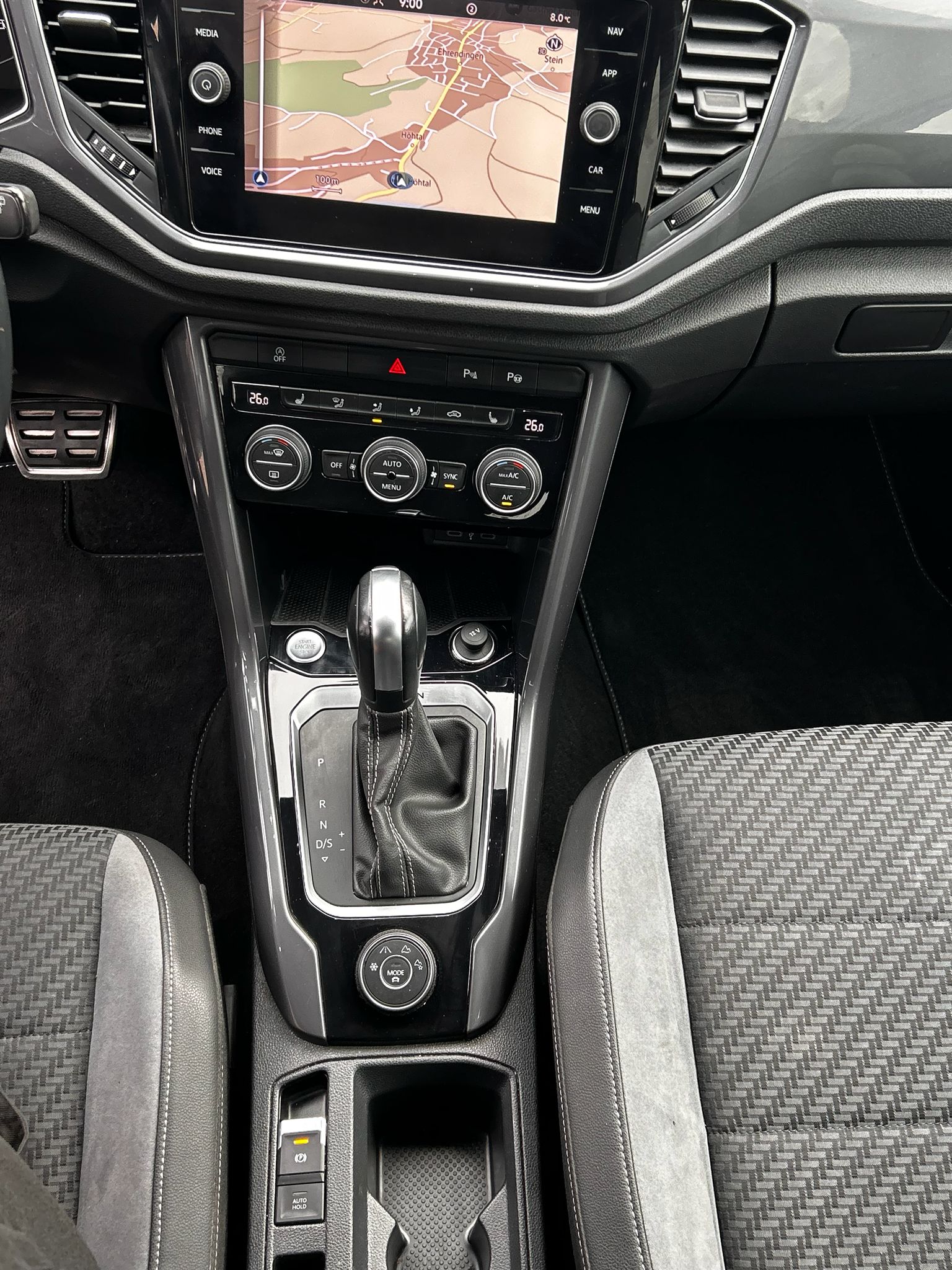 VW T-Roc 2.0 TSI Sport Selection DSG 4Motion-image-10