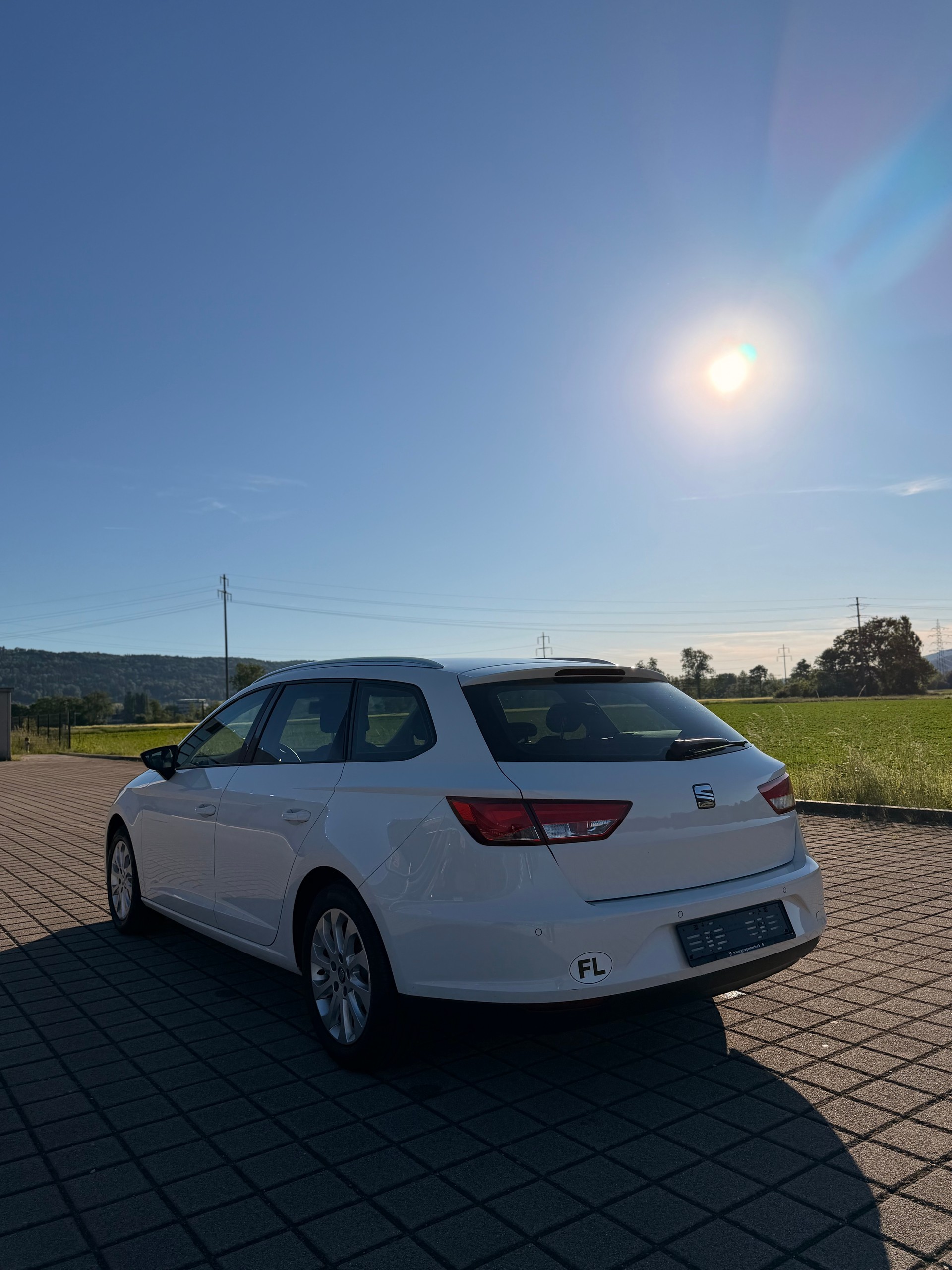 SEAT Leon ST 1.6 TDI Style DSG-image-11