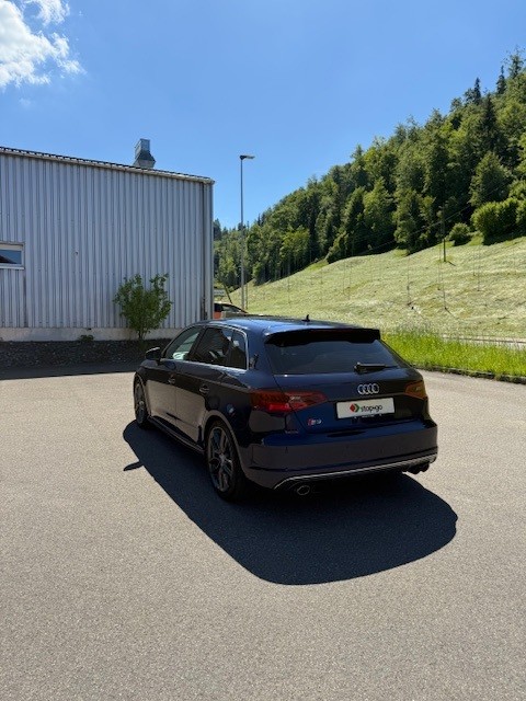 AUDI S3 Sportback 2.0 TFSI quattro S-tronic-image-4