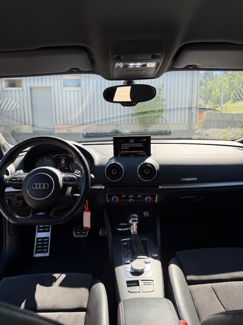 AUDI S3 Sportback 2.0 TFSI quattro S-tronic-image-11