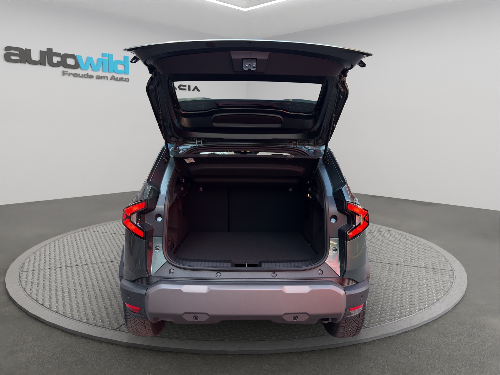 DACIA Duster 1.6 Hybrid Journey-image-6