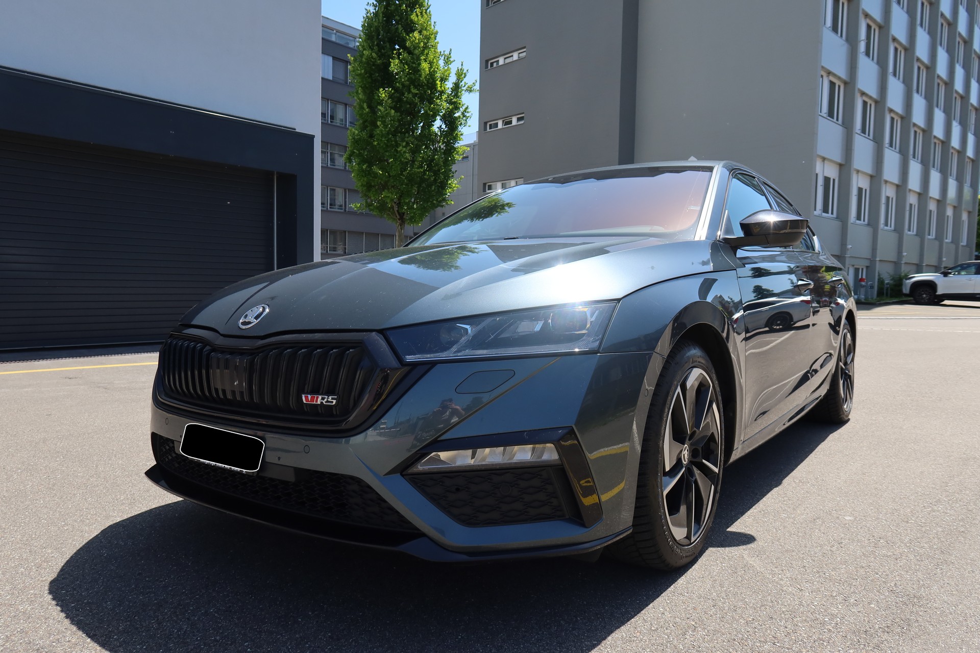 SKODA 2.0 TSI 245 RS DSG *Limousine*-image-0