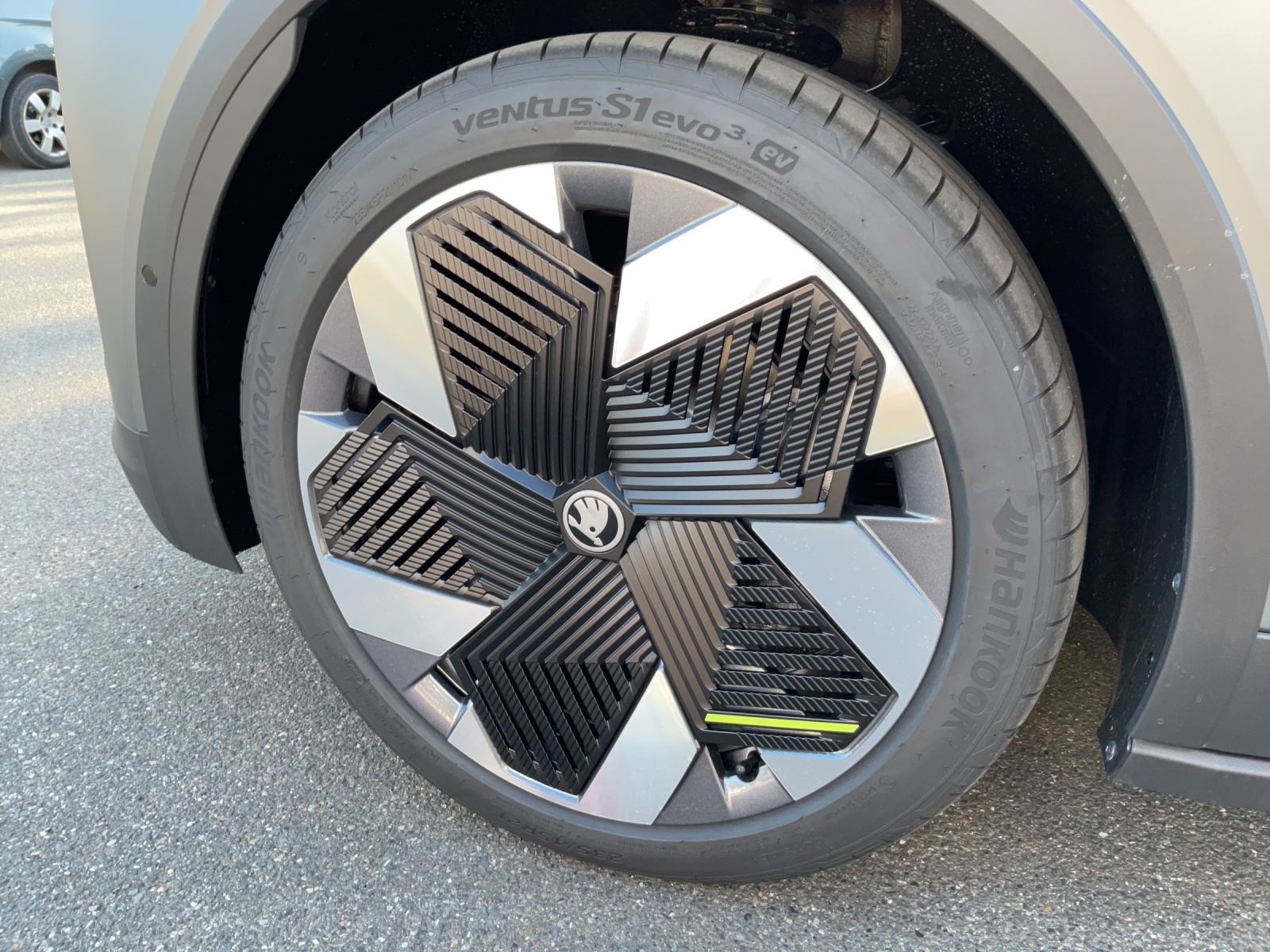 SKODA | Elroq RS Matt Edition |-image-14