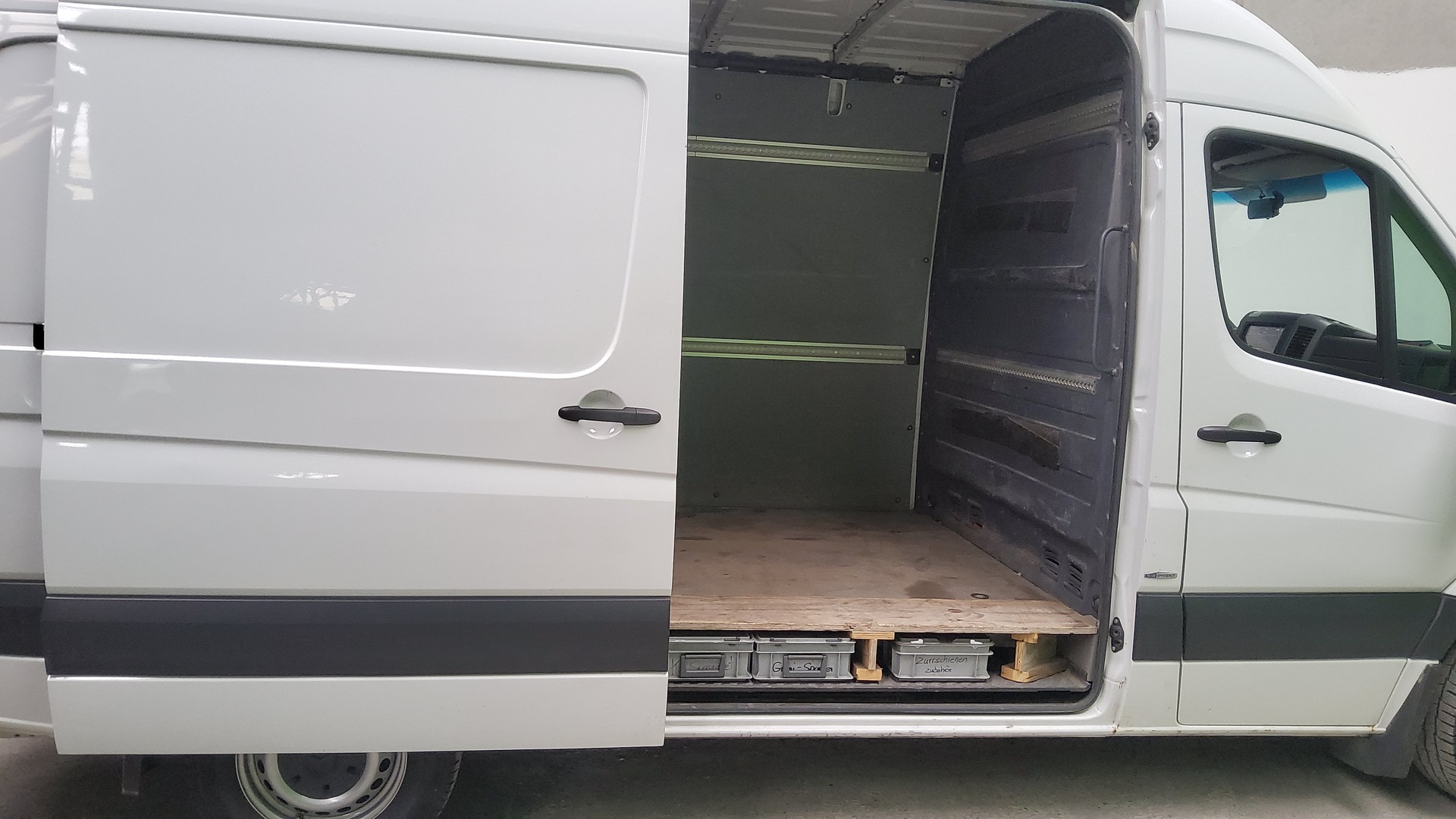 MERCEDES-BENZ Sprinter 319 BlueTec Standard 7G-Tronic-image-6