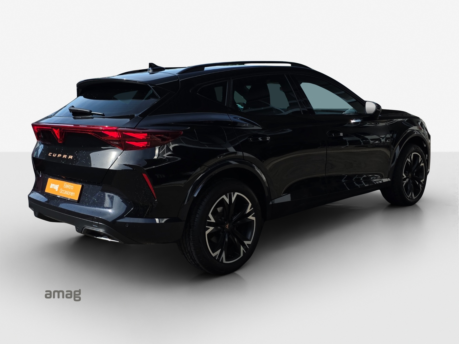 CUPRA Formentor 1.5 e-HYBRID pHEV DSG-image-4