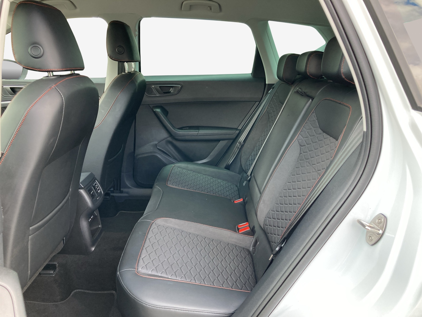 SEAT Ateca 1.5 TSI EVO DSG FR-image-11