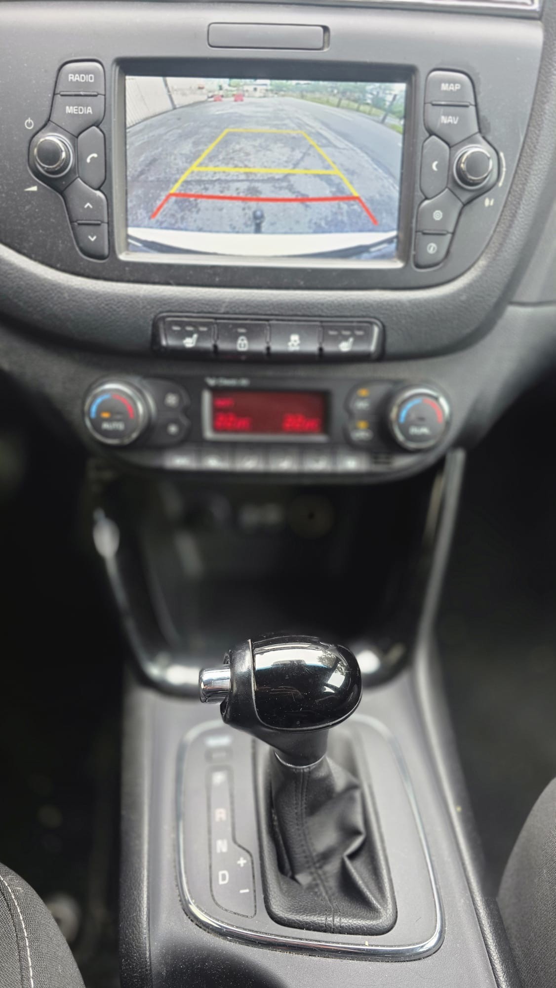 KIA Cee'd Sportswagon 1.6 CRDi Swiss Champion DCT-image-11