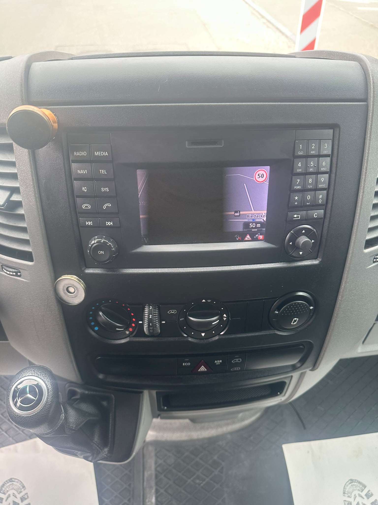 MERCEDES-BENZ Sprinter 316 CDI Standard 7G-Tronic-image-21