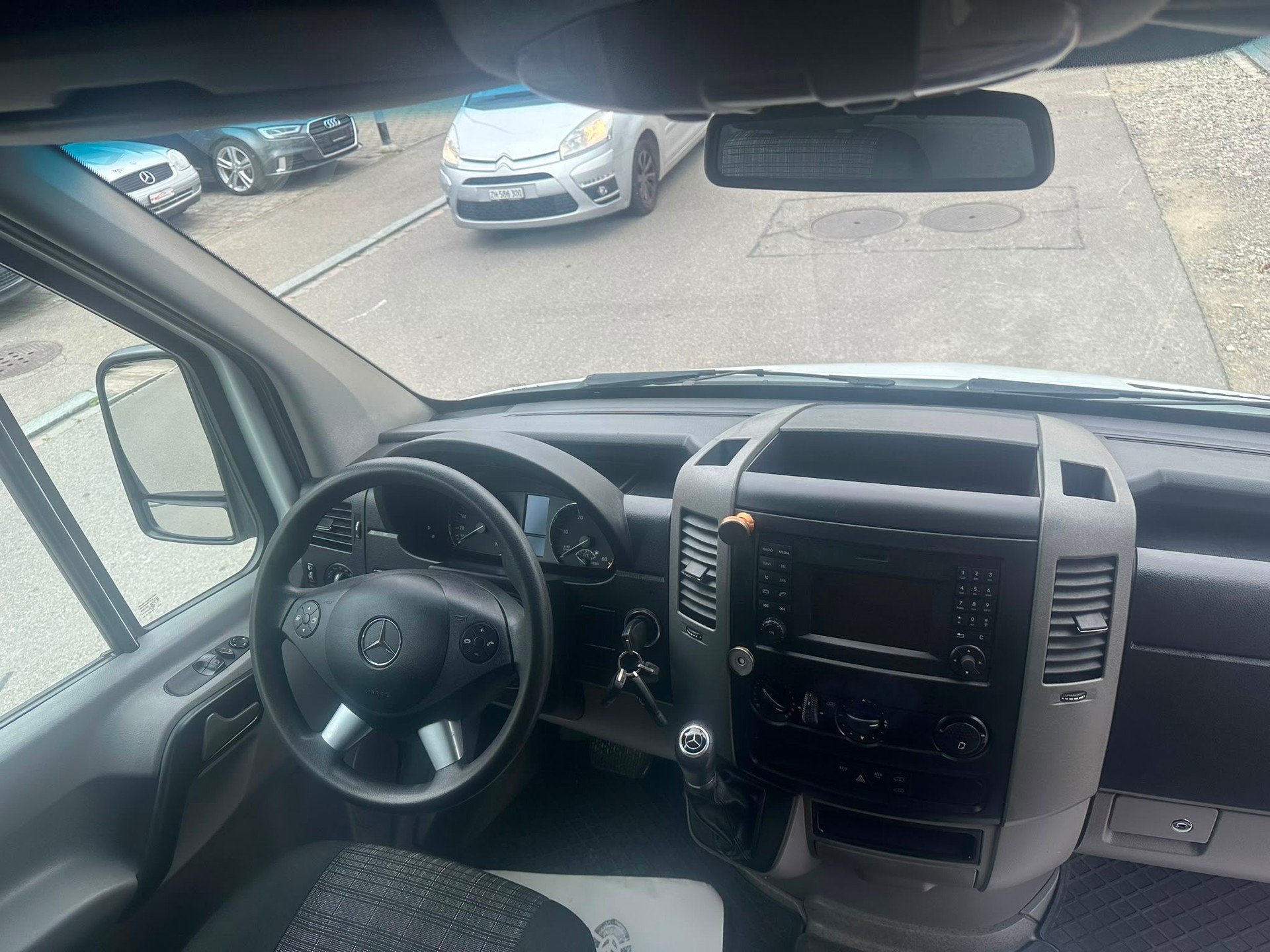 MERCEDES-BENZ Sprinter 316 CDI Standard 7G-Tronic-image-15