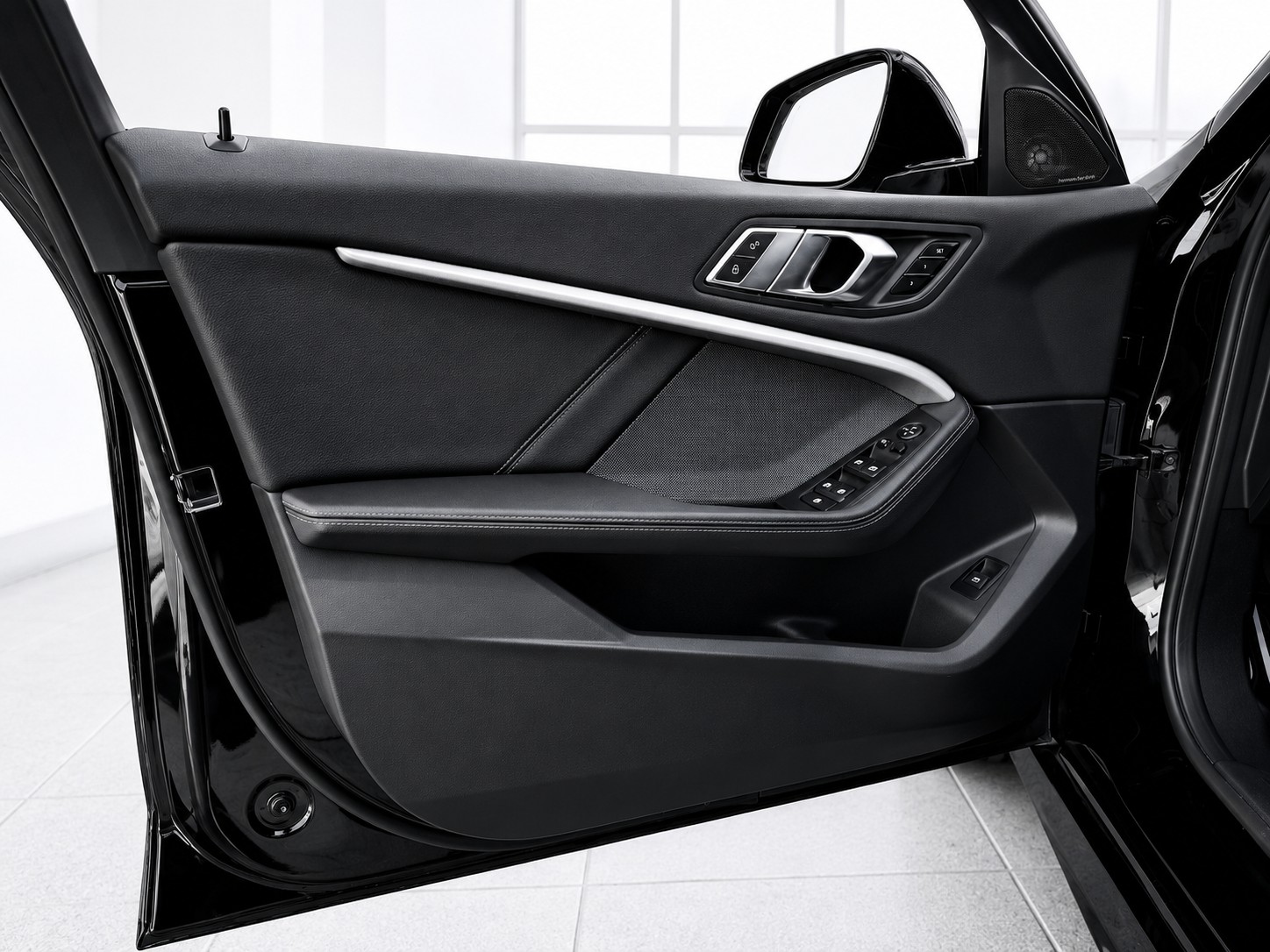 BMW M135i xDrive M-Sport CH FAHRZEUG-image-16
