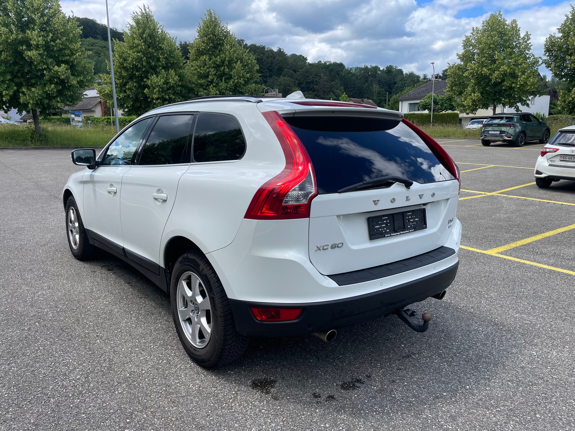 VOLVO XC60 D3 AWD Momentum Geartronic-image-4